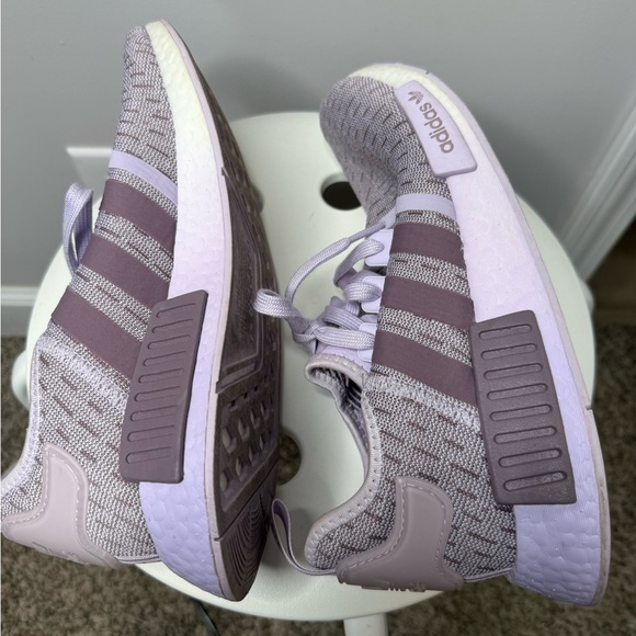 Adidas women’s NMD - Size 10 - Picture 4 of 7